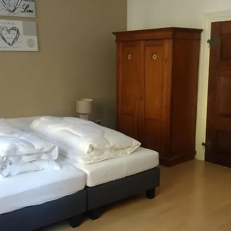 Jagdschloss 1. Etage 6 Personen * Winterberg